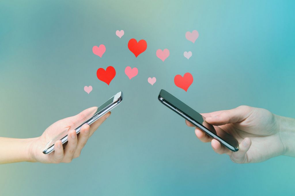 Feelflame Testimonial: Is It Beneficial To Date Online? Feelflame Testimonial: Is It Beneficial To Date Online?